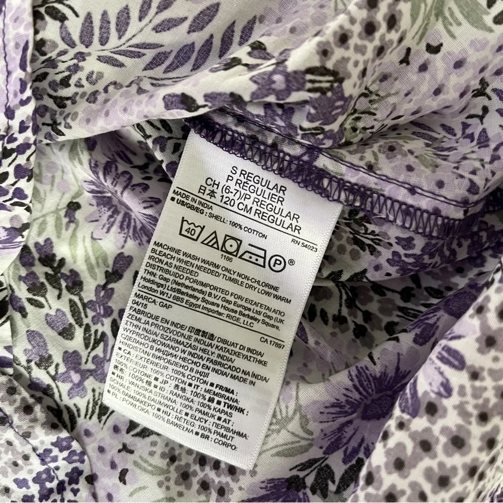 GAP Kids Girl’s Purple Floral Button Down Top - Size Small